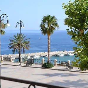 Agorà Panoramic Couette-café
